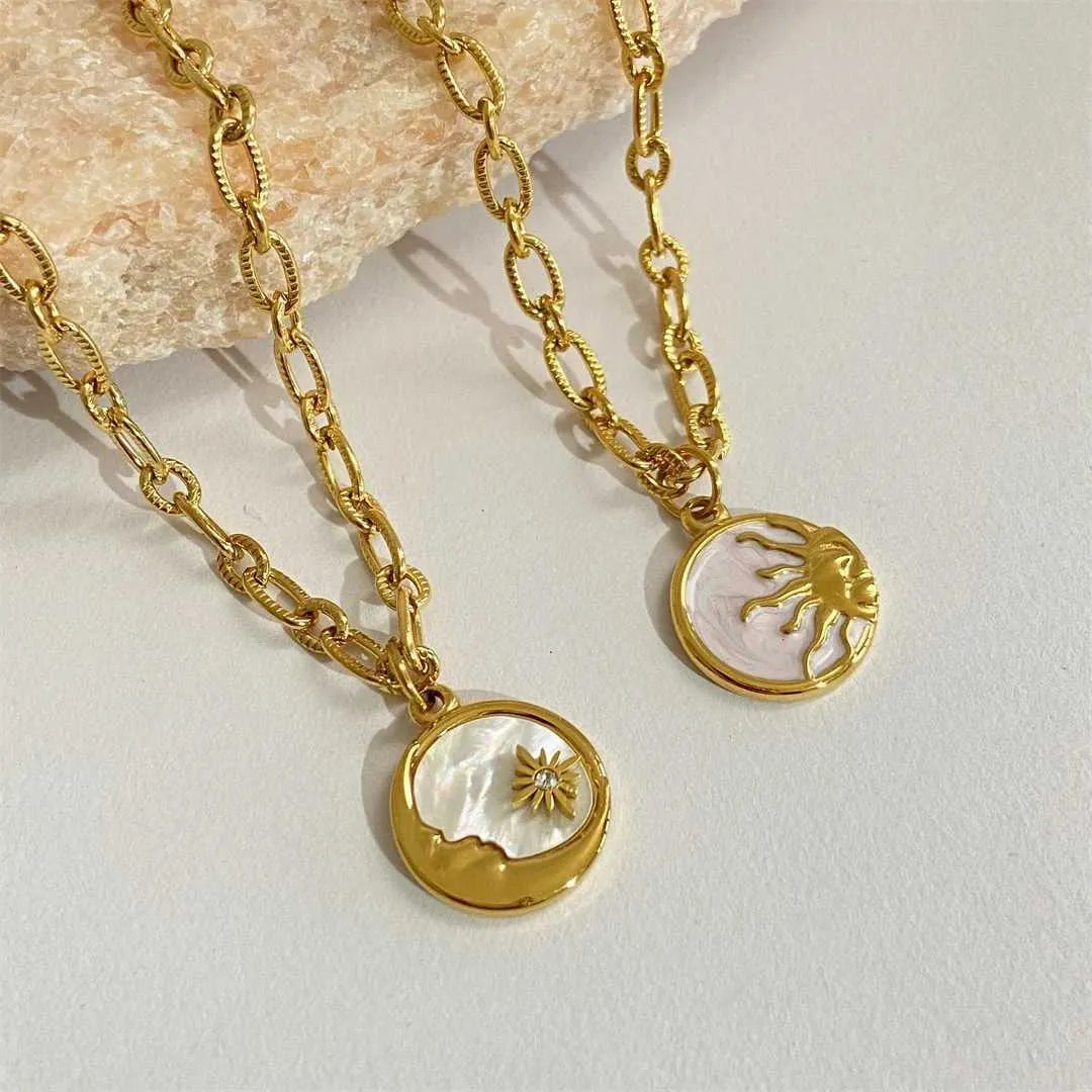 Asteriai 18k Gold Plated Necklace