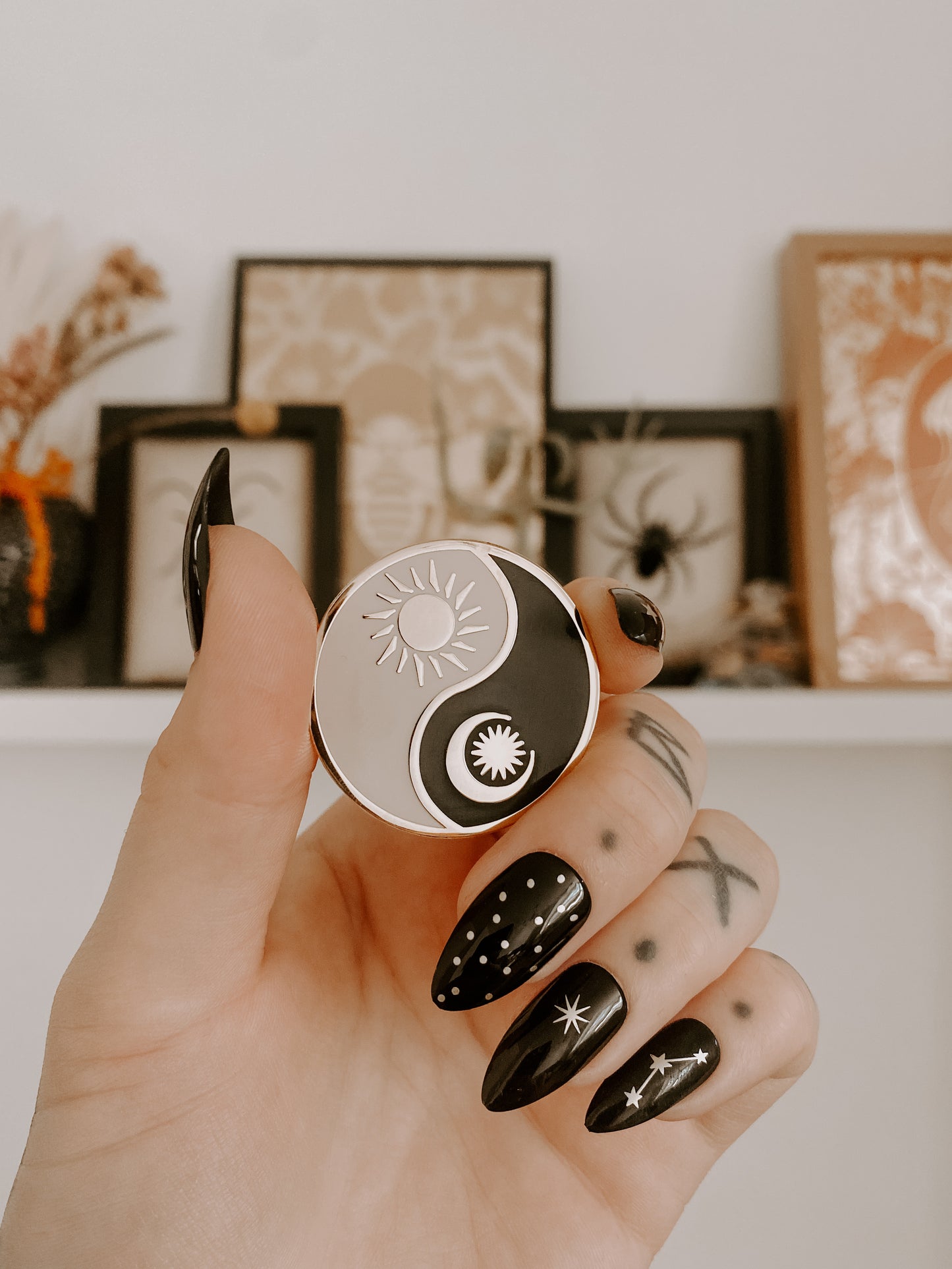 Sun & Moon Yin Yang