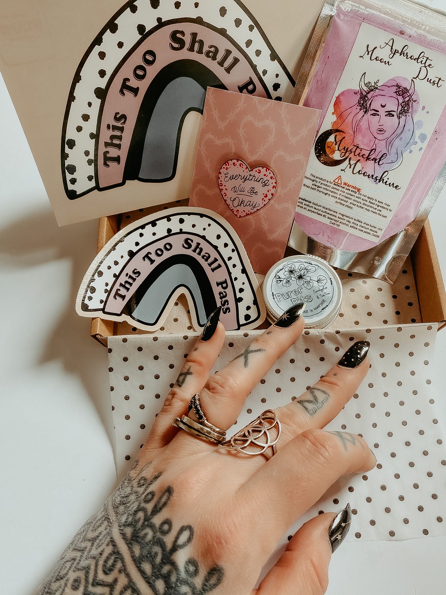 March - Stay Strong Mama Club (LetterBox)