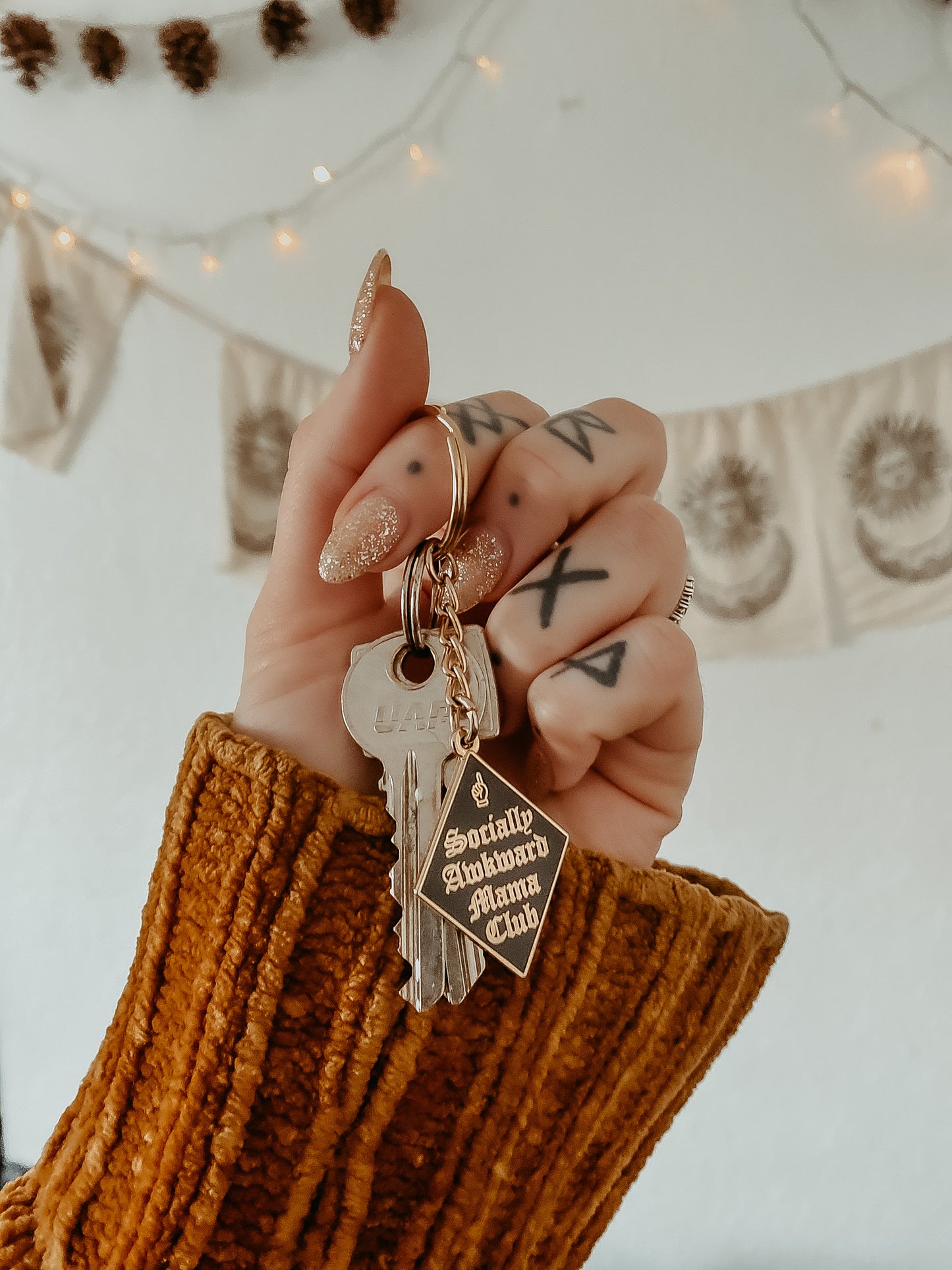 Socially Awkward Mama Club Keychain