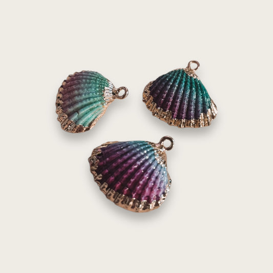 Shell Charm 1pc - Gold Tone