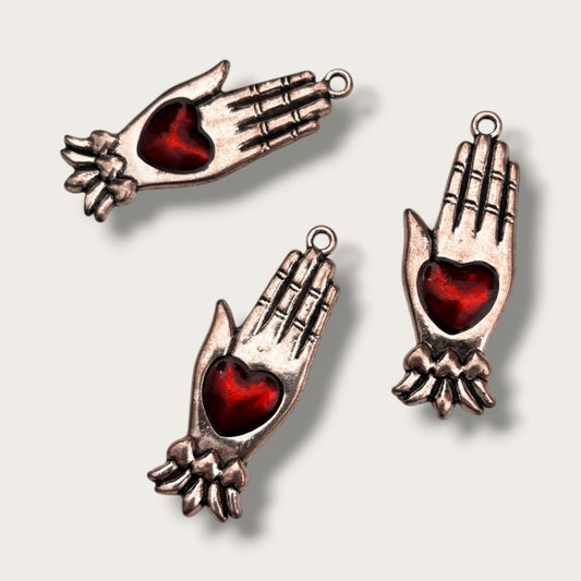 Hand/Heart Charm 1pc