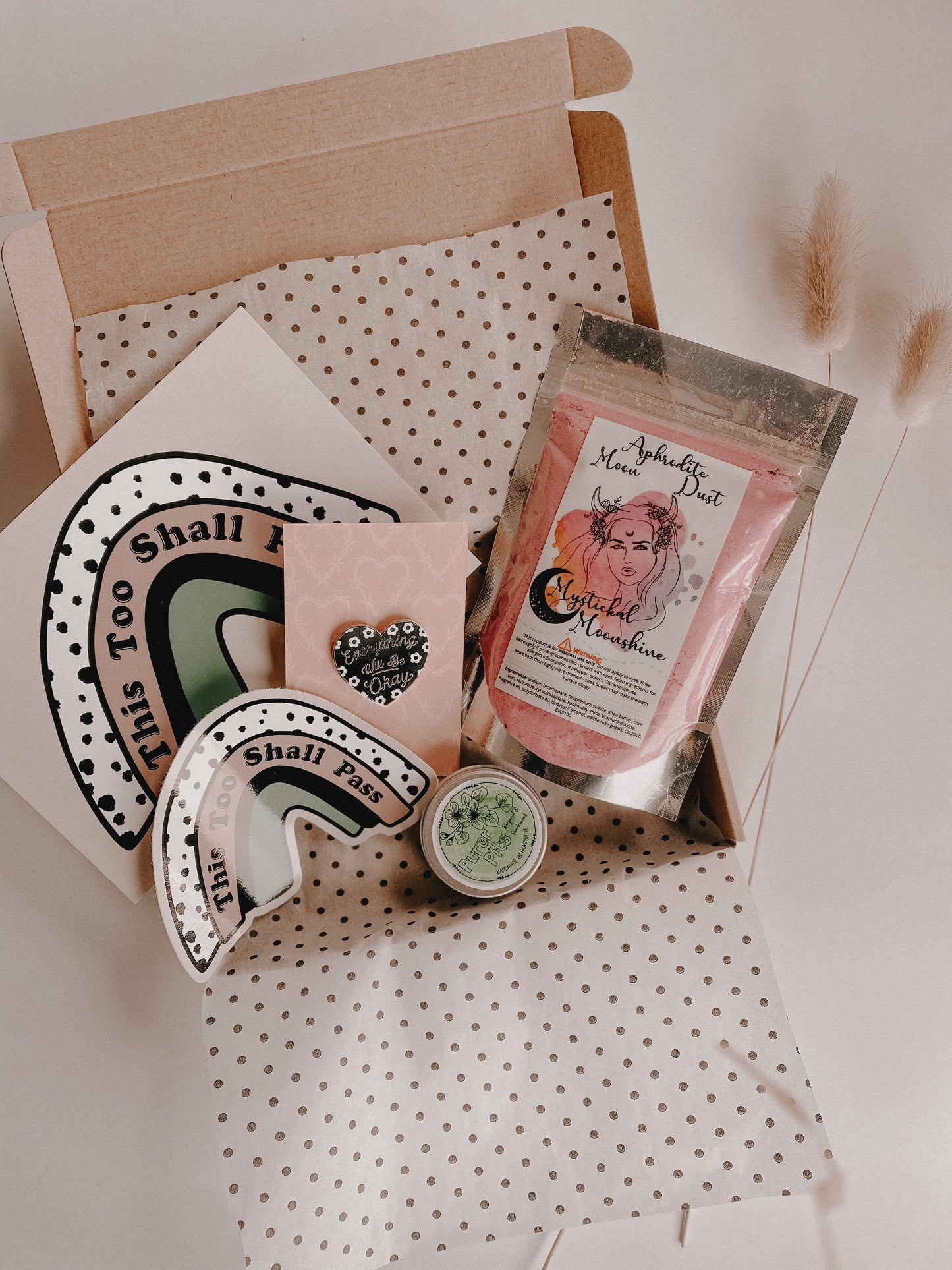 March - Stay Strong Mama Club (LetterBox)