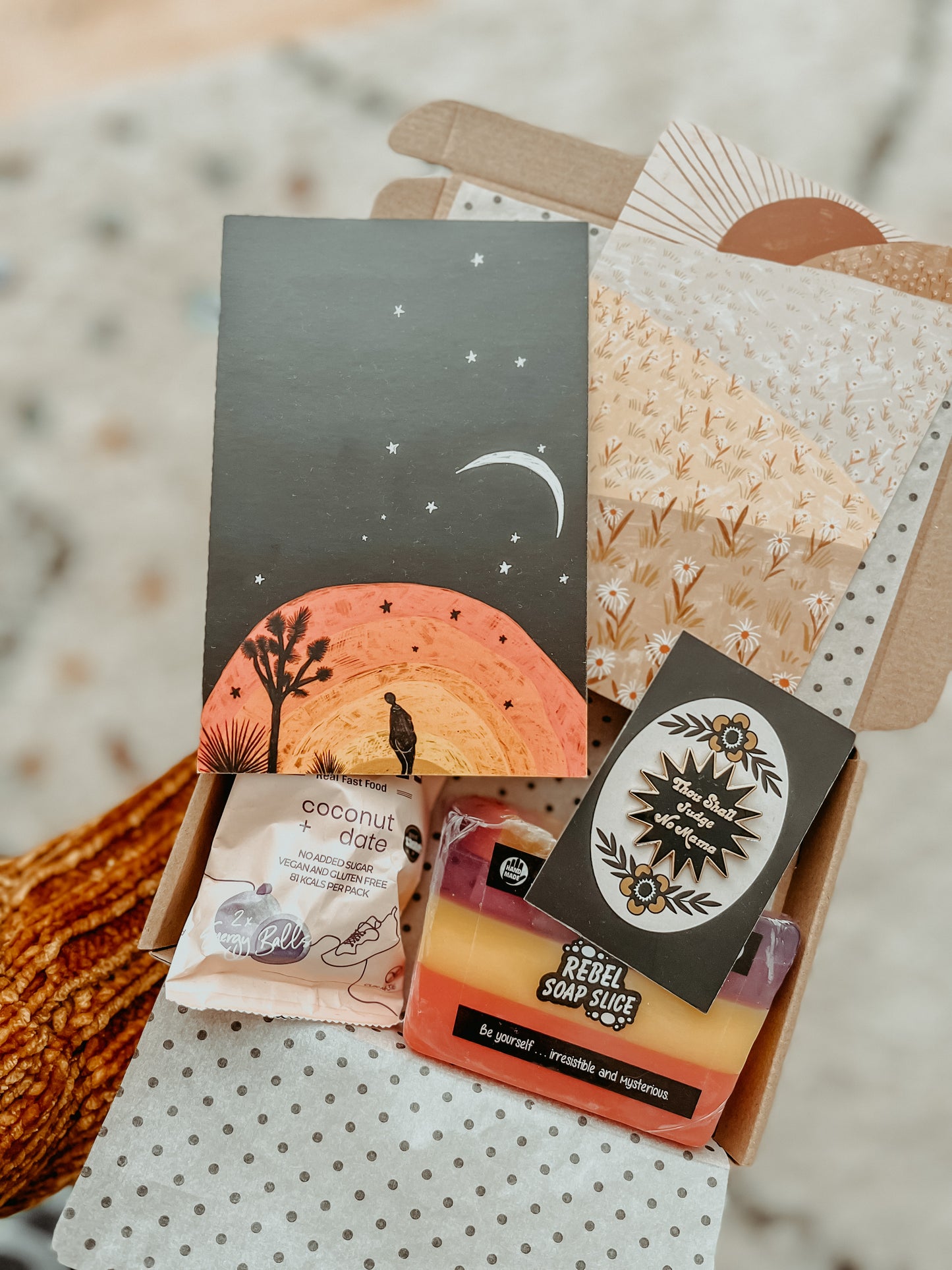 March - Stay Strong Mama Club (LetterBox)